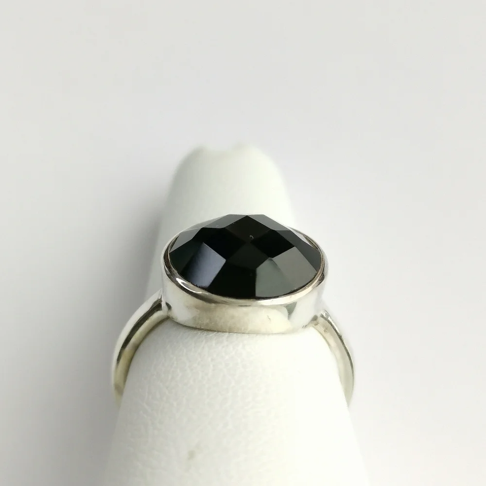 NEW Black onyx sterling silver ring size 6
